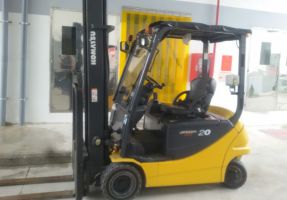 KOMATSU FB20-12